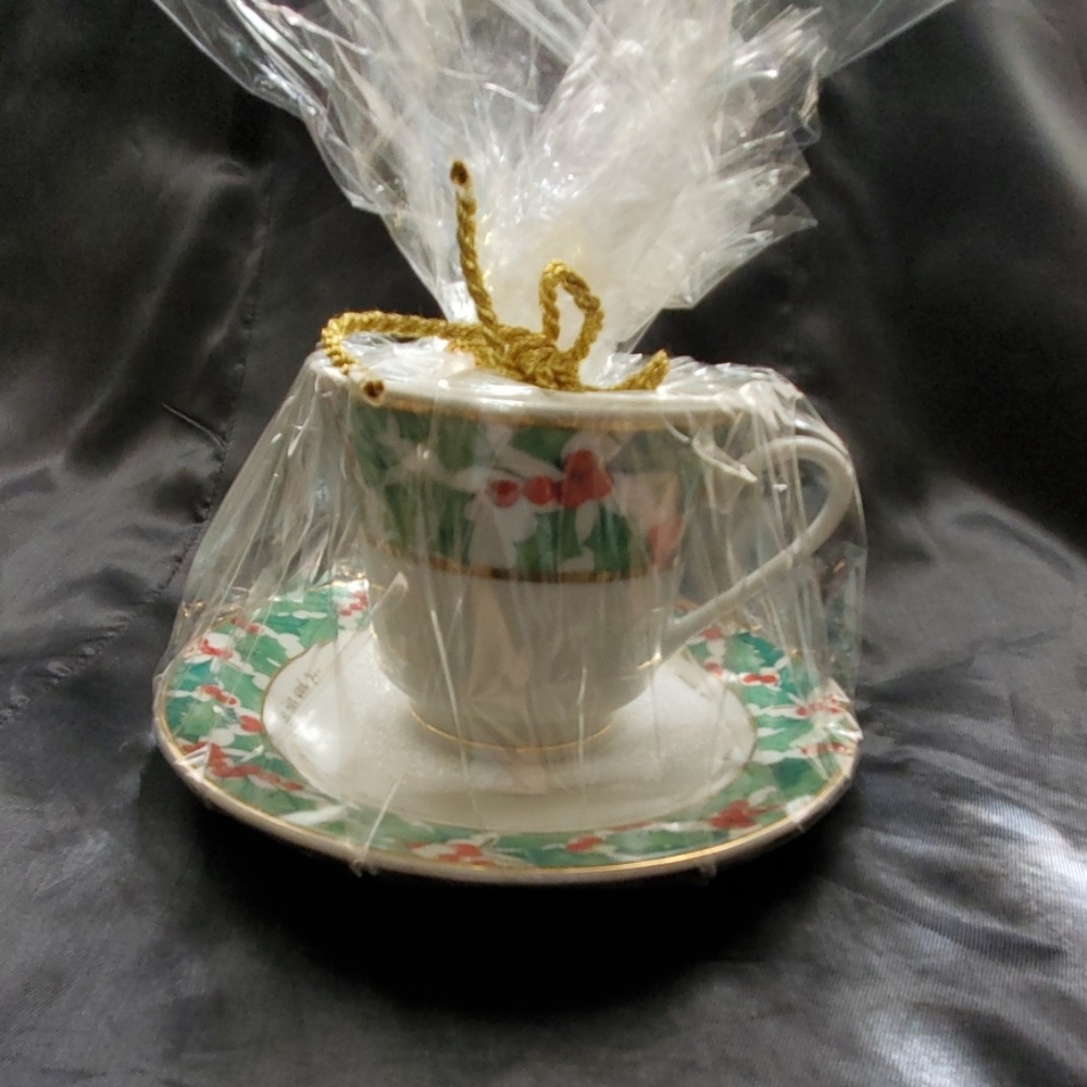 Christmas tea cup all wrapped up